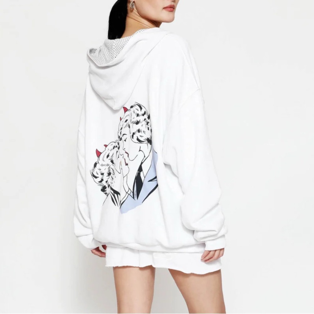 Boys Lie - White Set SMITTEN Hoodie and shorts